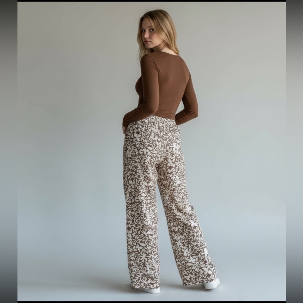NWT Z Supply Printed wide leg pants Medium - Picture 3 of 5